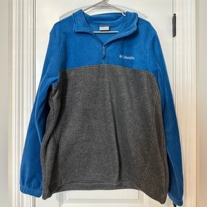 Columbia Men’s Quarter Zip in Blue and Gray
